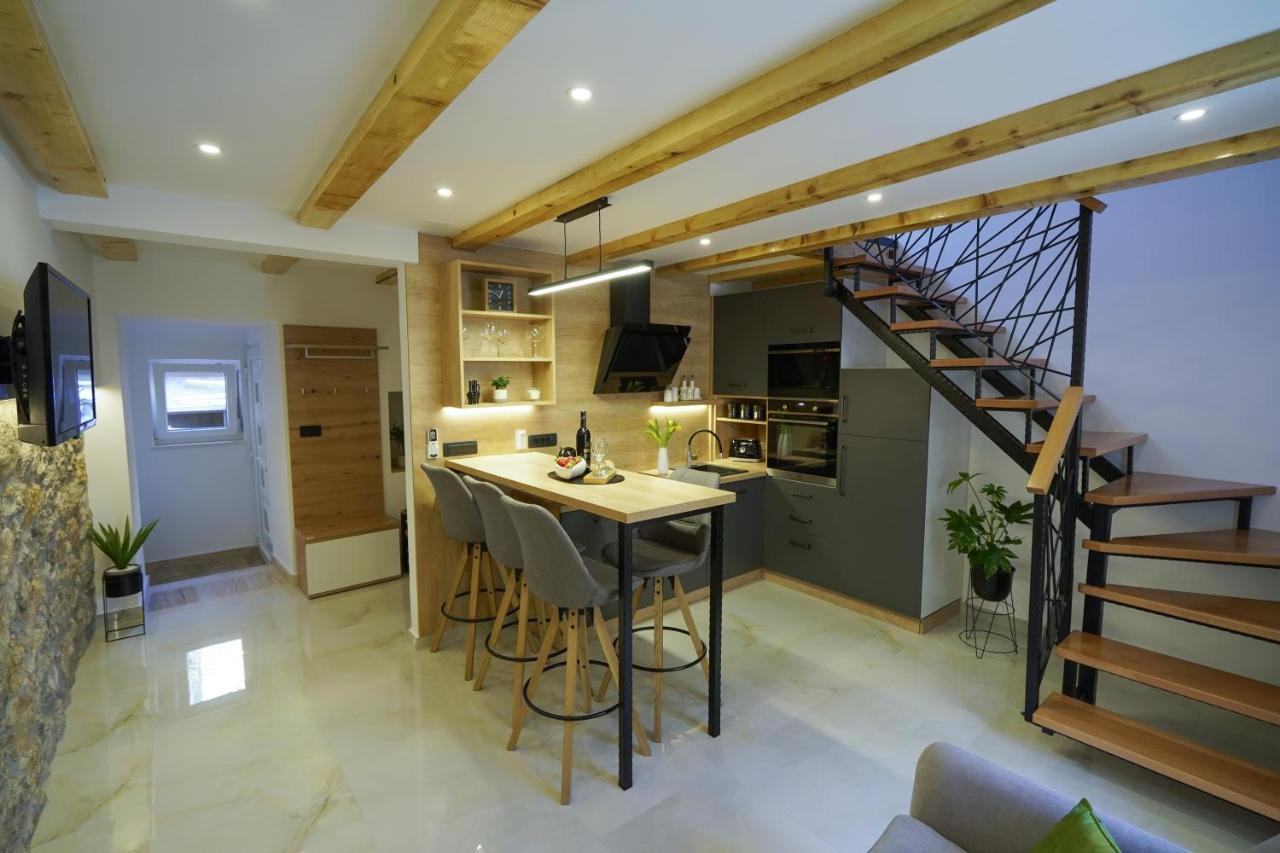 Apartment Ispod Ure Sinj Εξωτερικό φωτογραφία